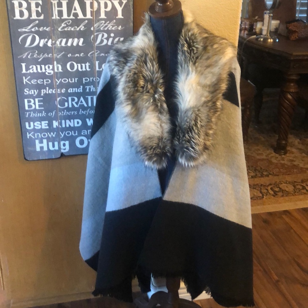 Faux Fur Collar Lined Pancho